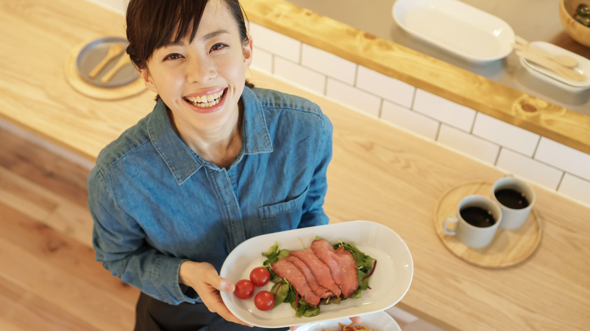 【今日から実践！】飲食店スタッフのモチベーションを爆上げする10の施策のイメージ画像